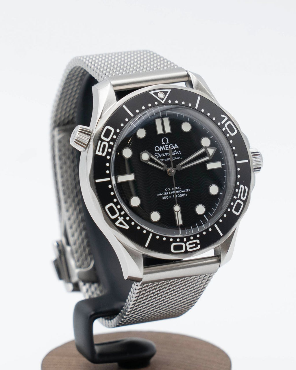 Omega 210.30.42.20.01.010