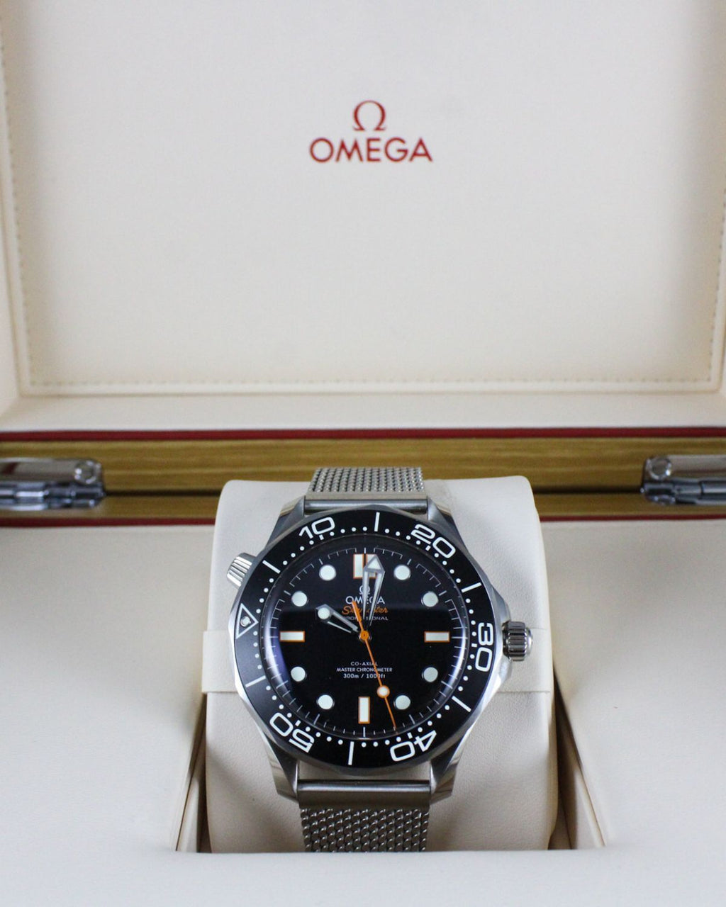 Omega 210.30.42.20.01.018