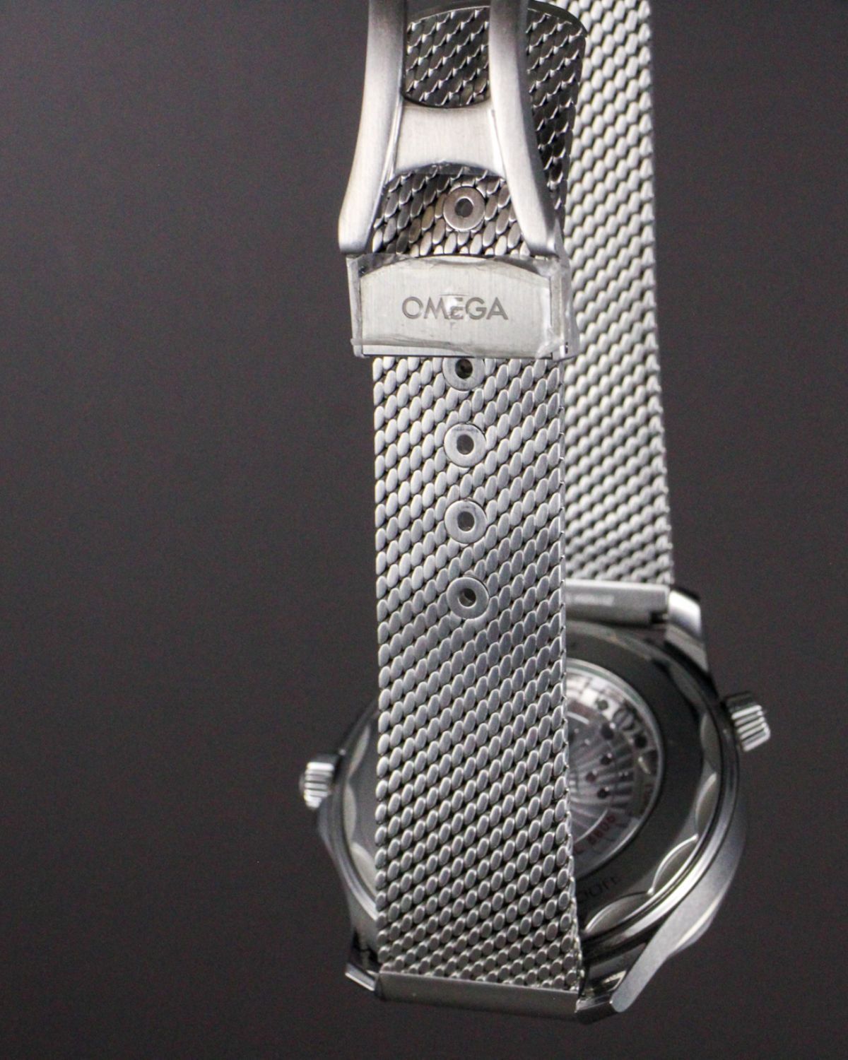 Omega 210.30.42.20.01.018