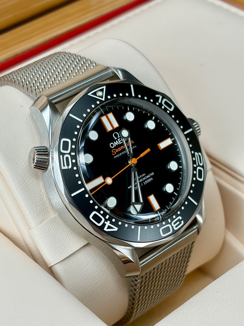 Omega 210.30.42.20.01.018