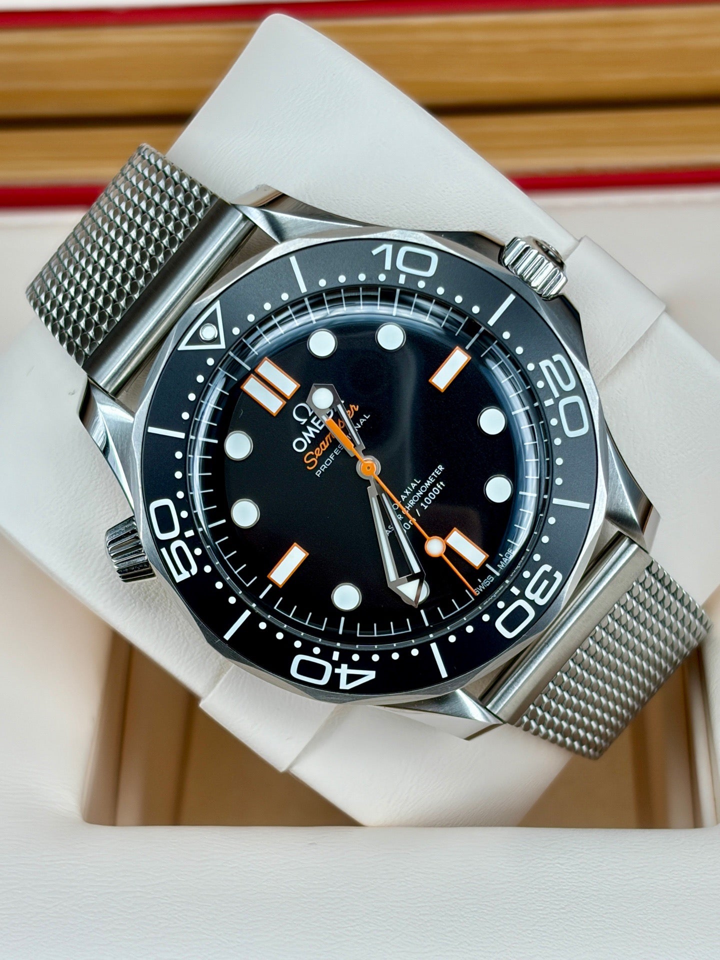 Omega 210.30.42.20.01.018