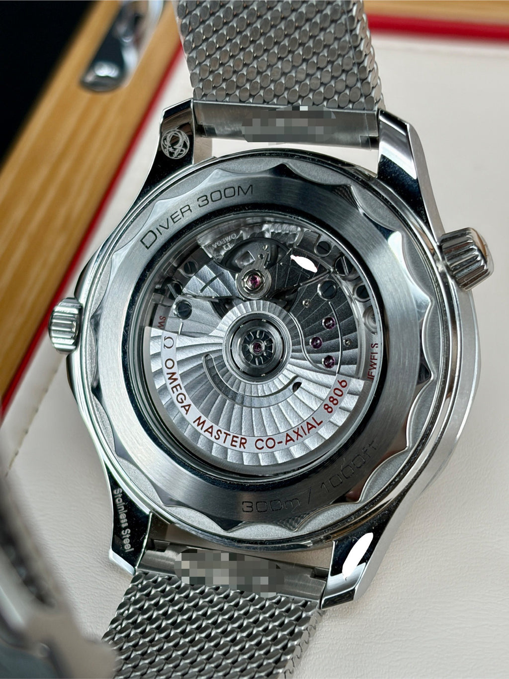 Omega 210.30.42.20.01.018