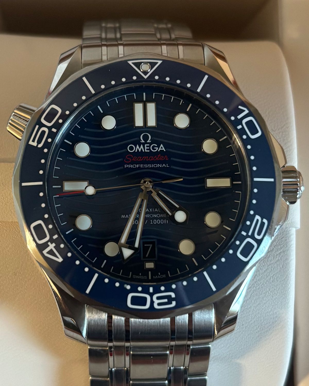 Omega 210.30.42.20.03.001