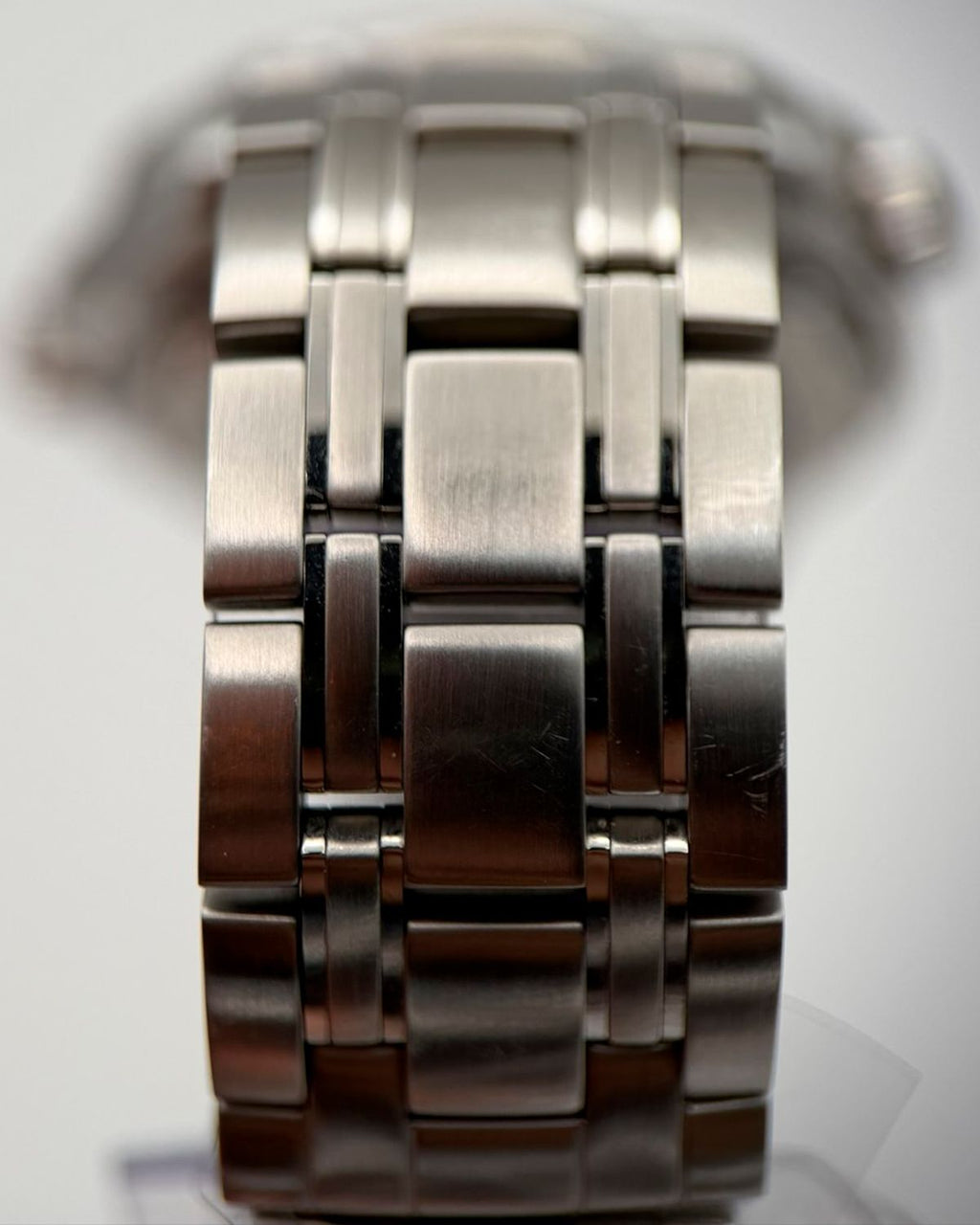Omega 210.30.42.20.03.001