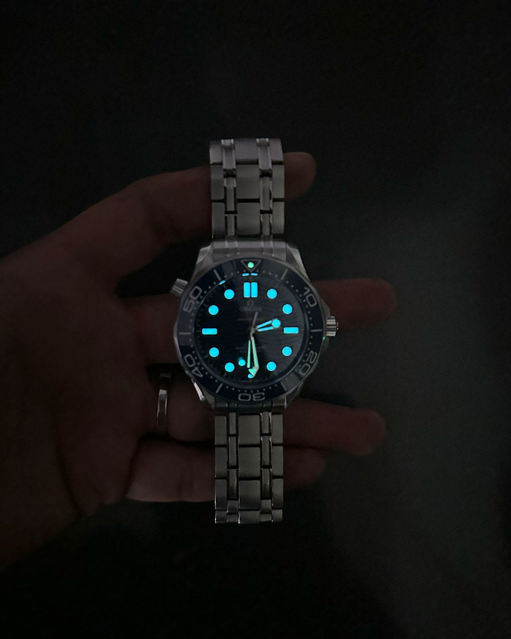 Omega 210.30.42.20.03.001