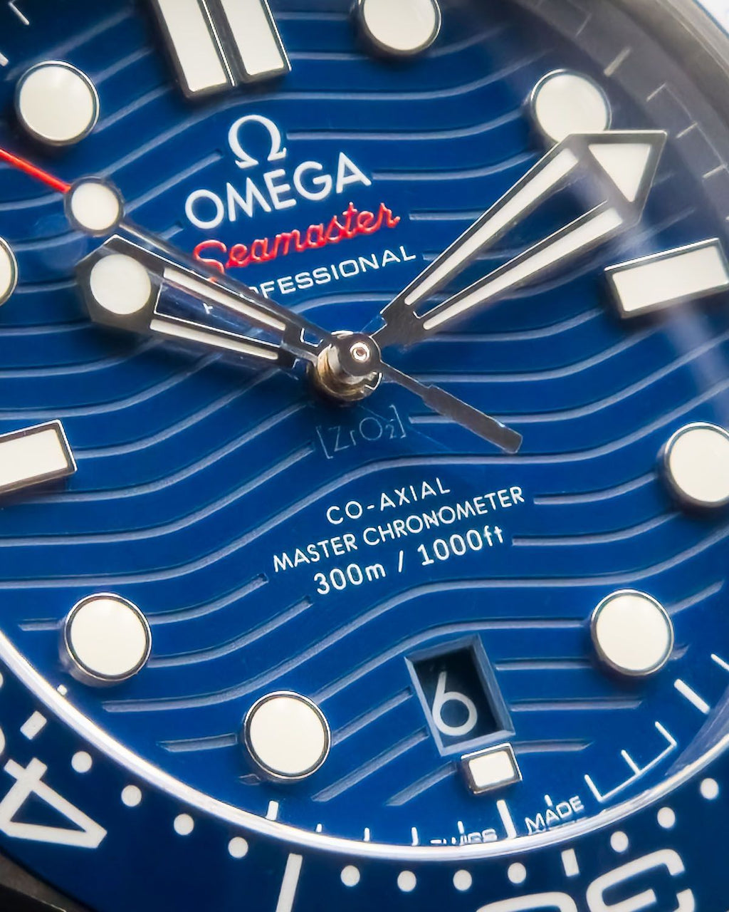 Omega 210.30.42.20.03.001