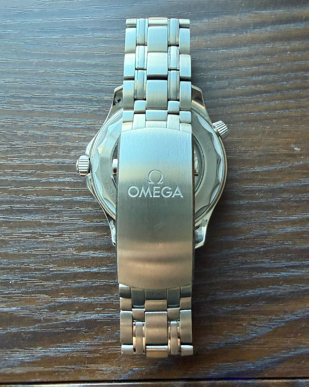 Omega 210.30.42.20.03.001