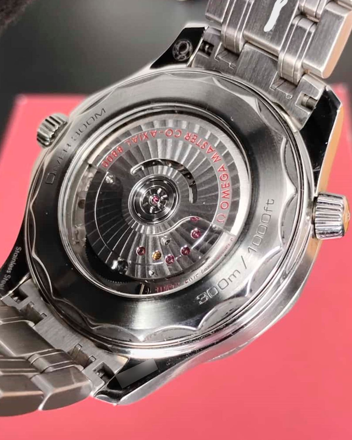 Omega 210.30.42.20.03.001