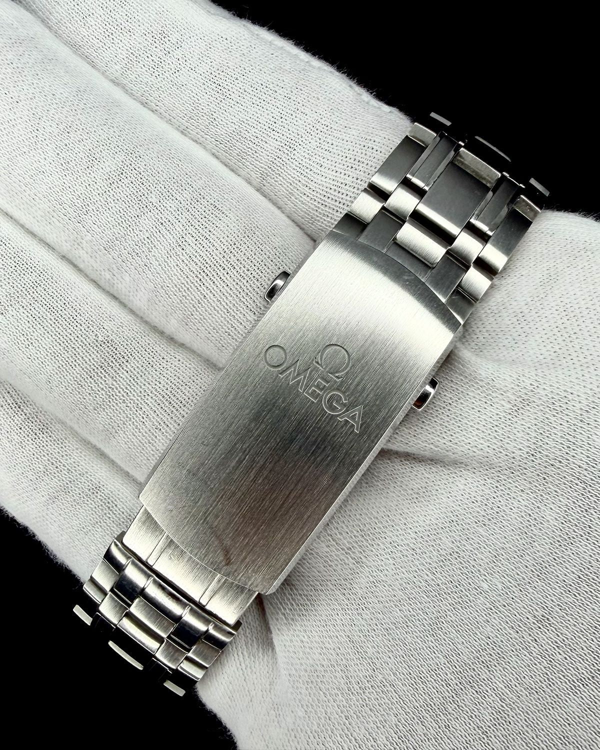 Omega 210.30.42.20.03.001