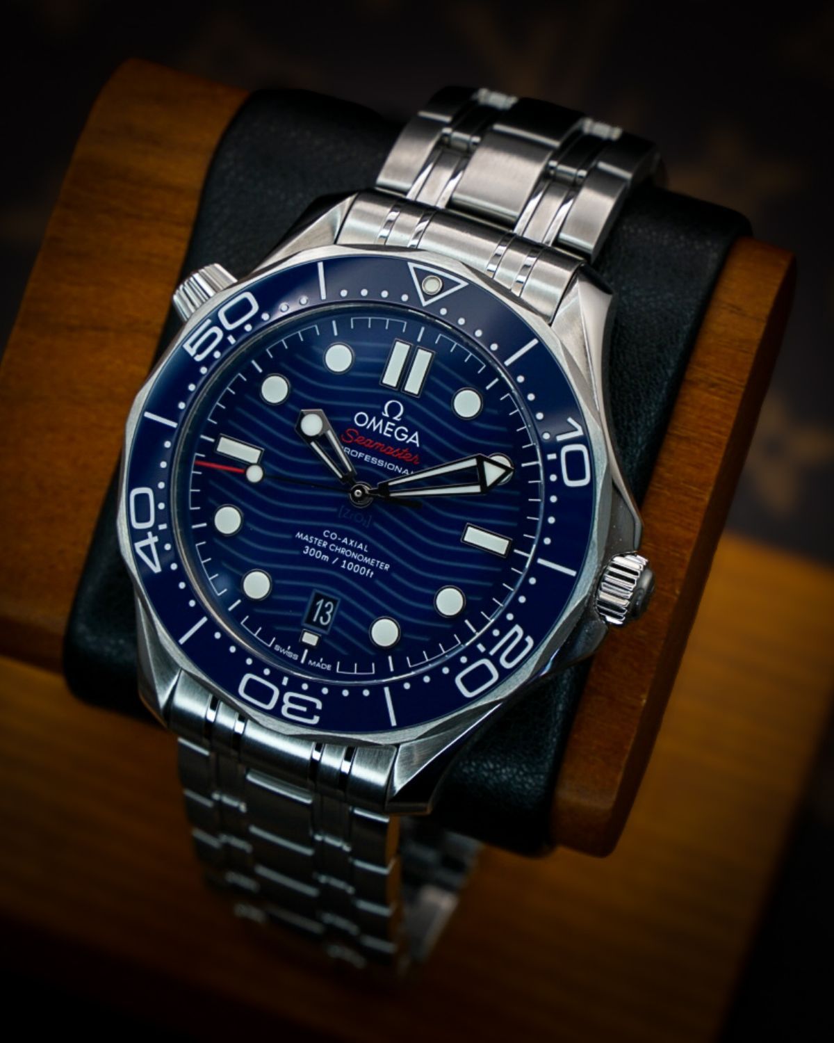 Omega 210.30.42.20.03.001