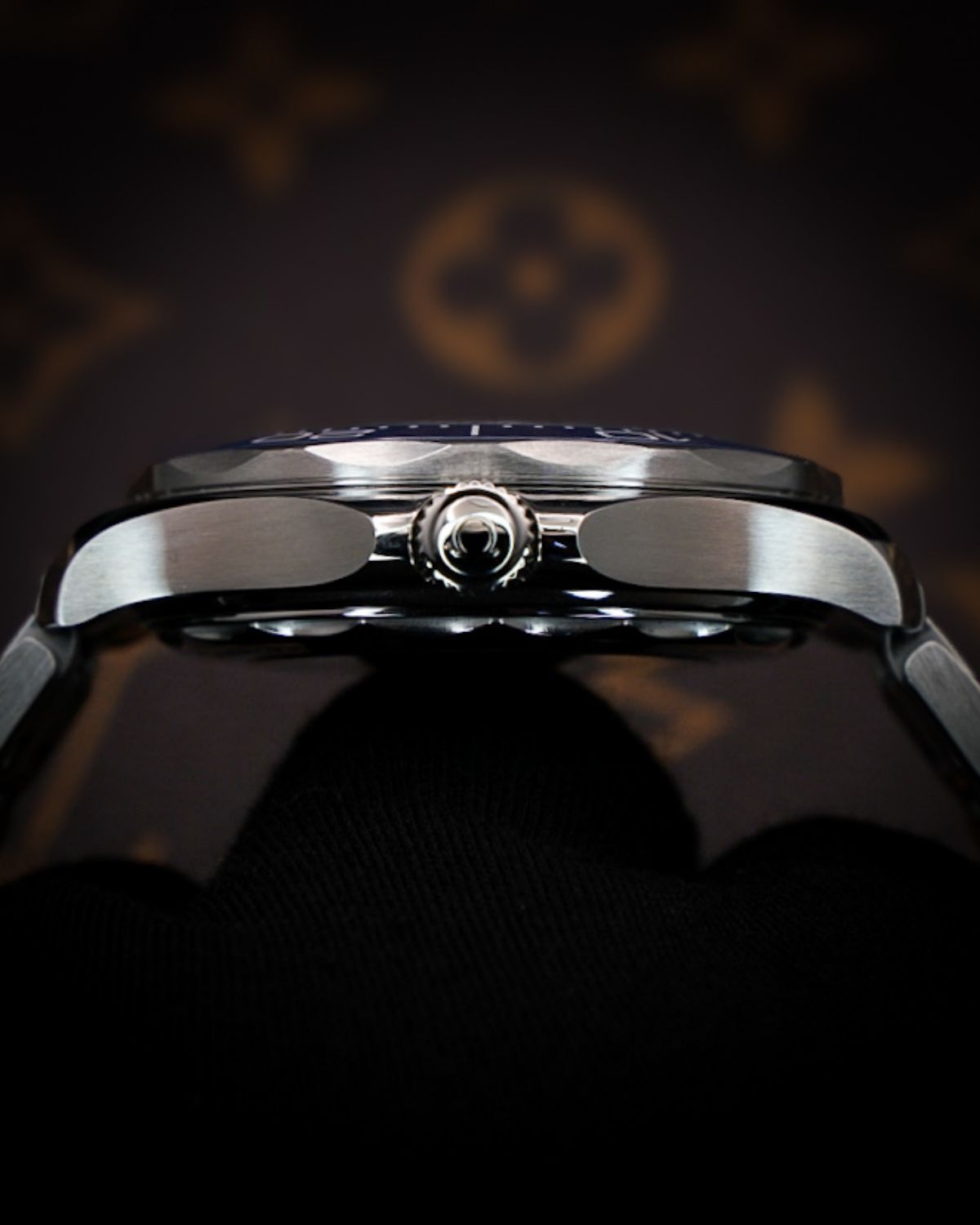 Omega 210.30.42.20.03.001