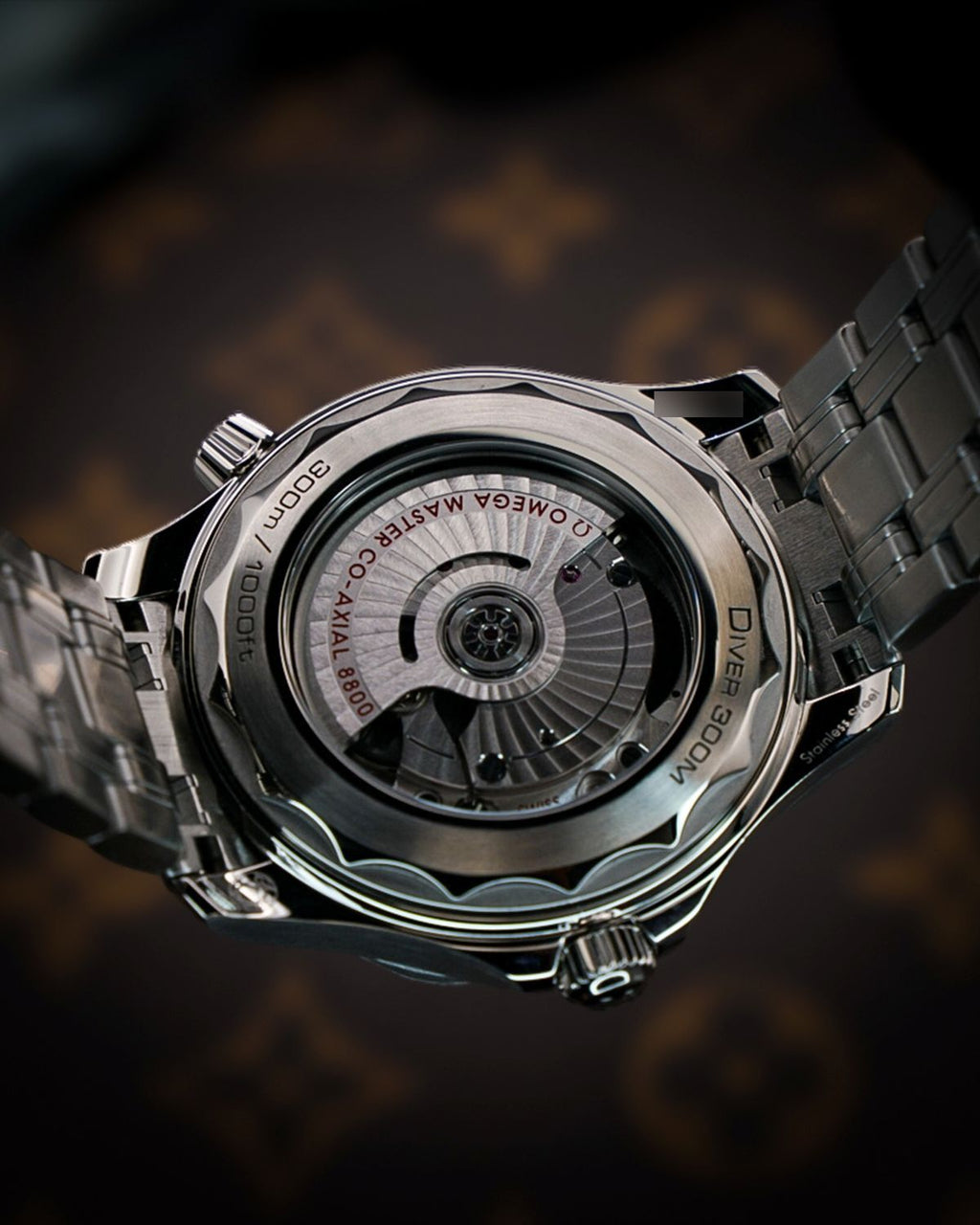 Omega 210.30.42.20.03.001
