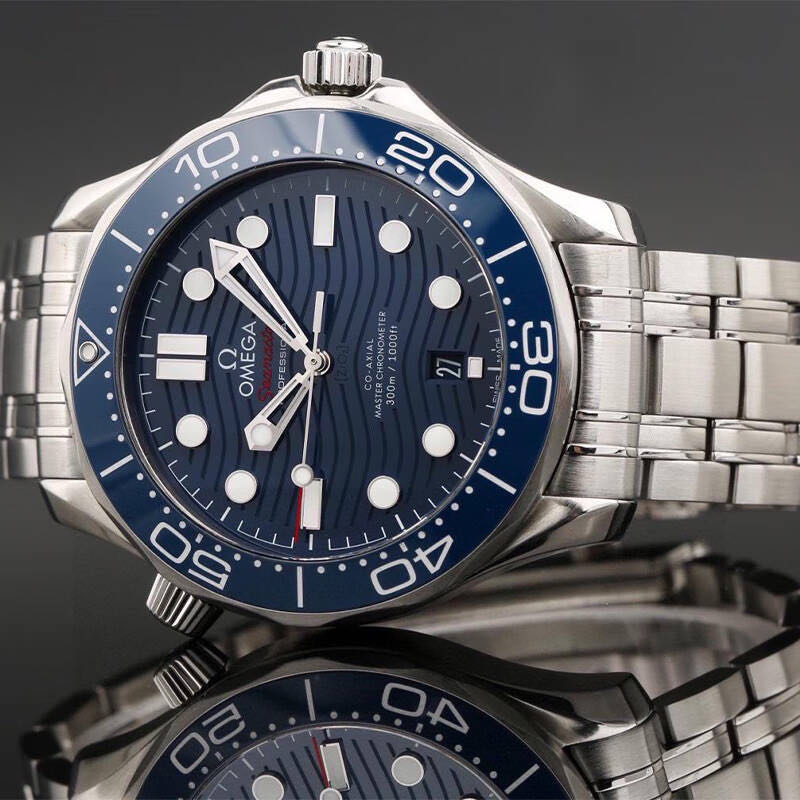 Omega 210.30.42.20.03.001