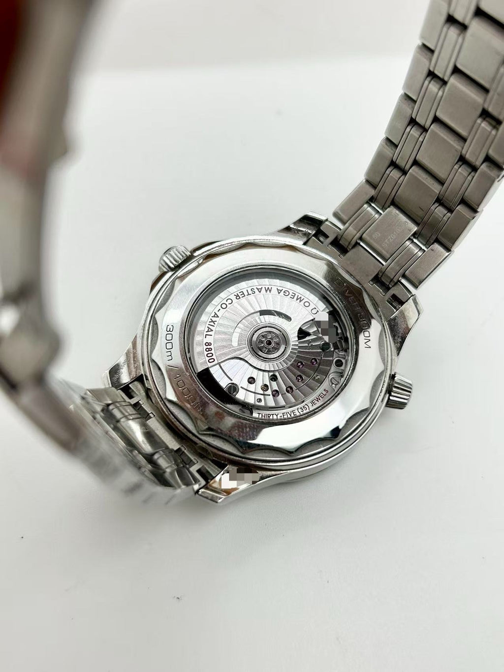 Omega 210.30.42.20.03.001