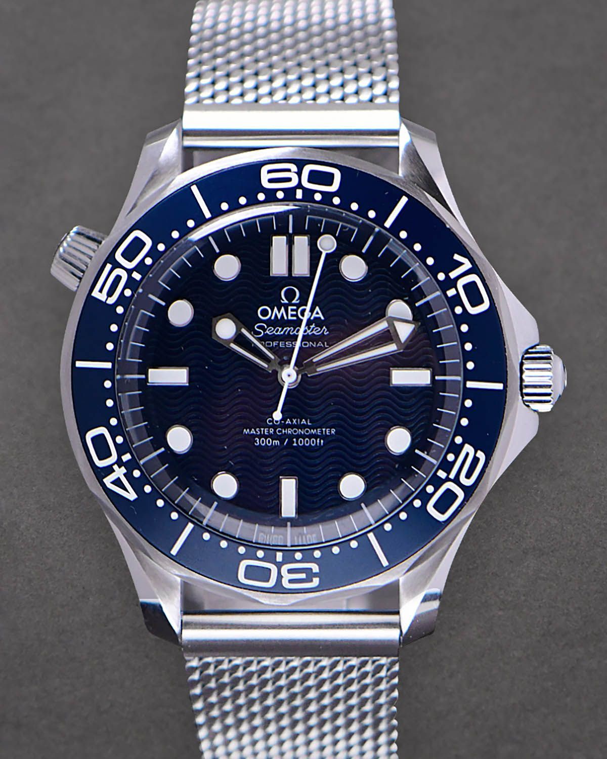 Omega 210.30.42.20.03.002