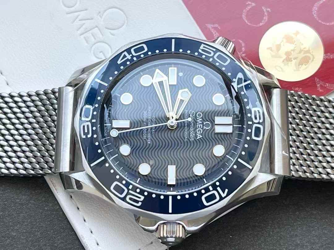 Omega 210.30.42.20.03.002