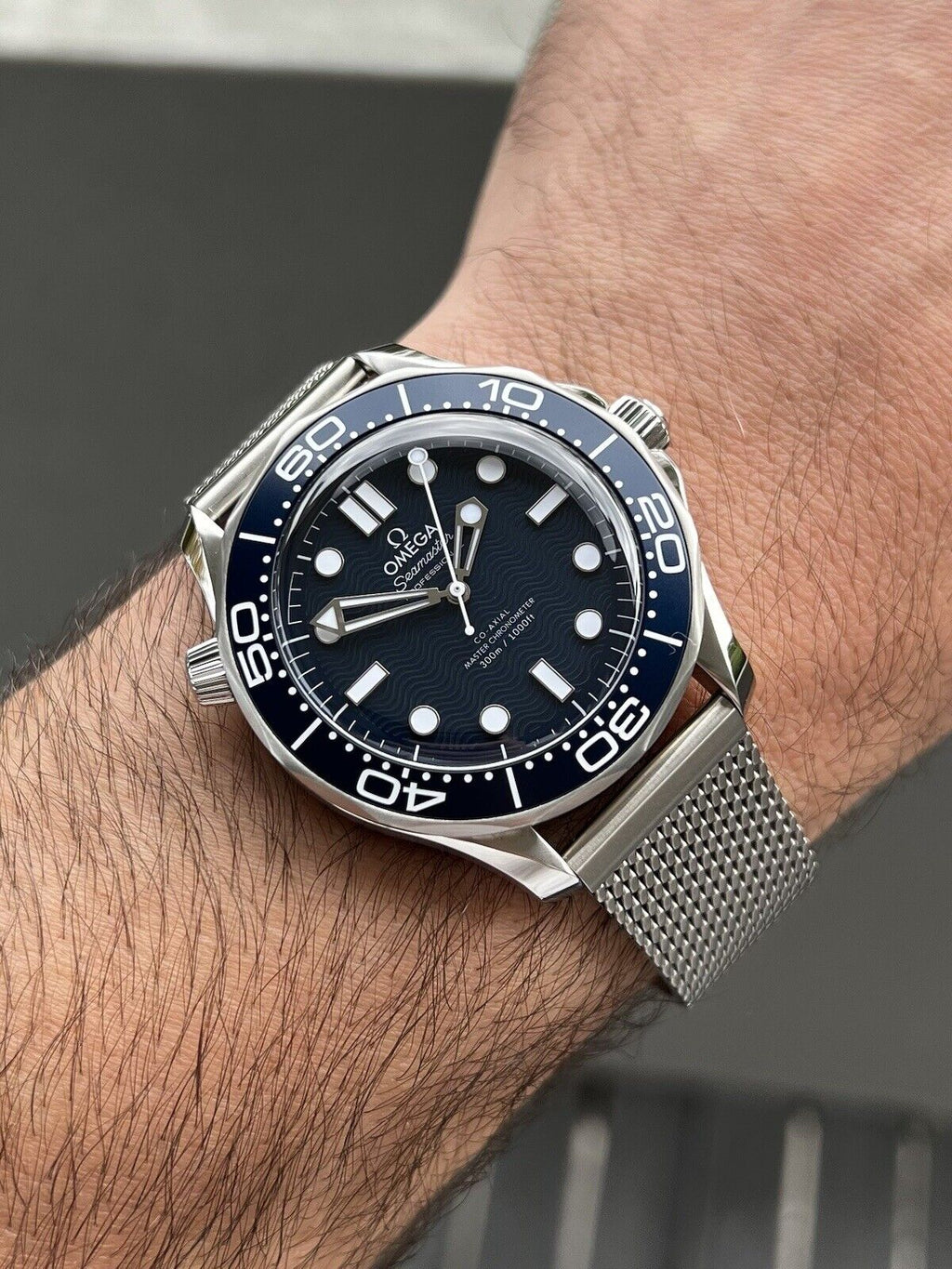 Omega 210.30.42.20.03.002