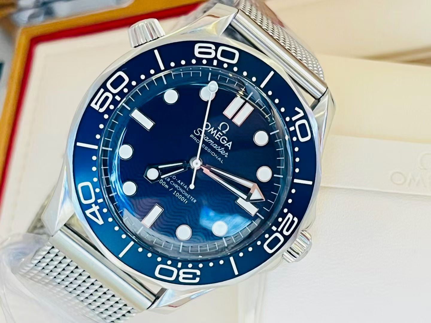 Omega 210.30.42.20.03.002
