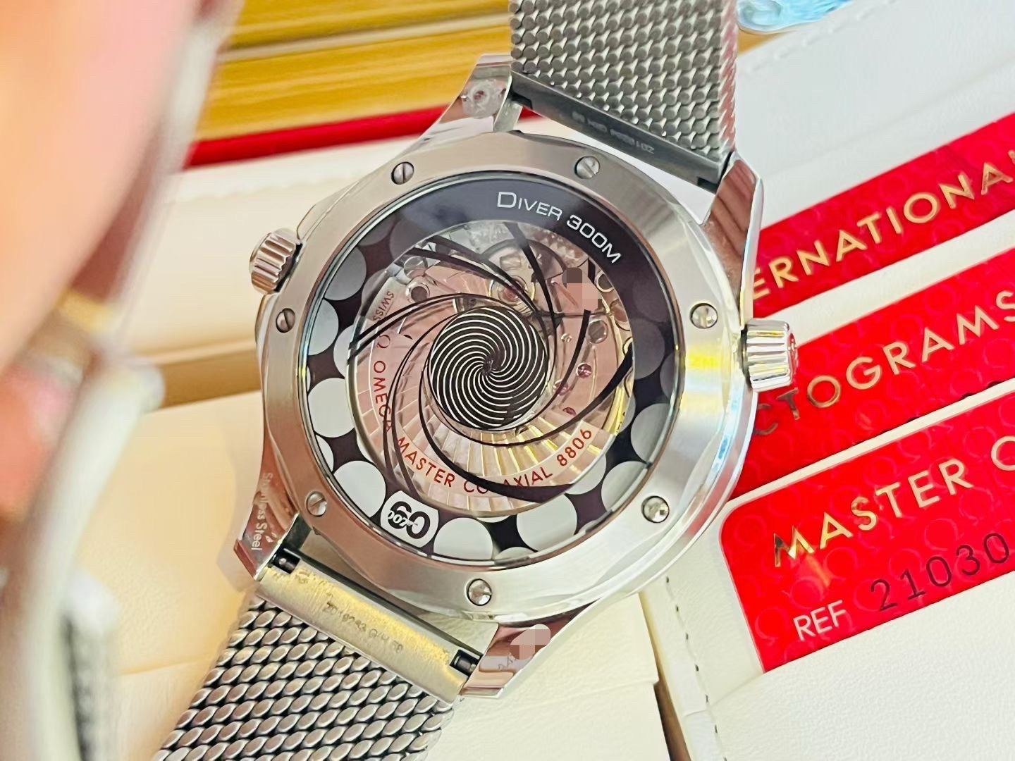 Omega 210.30.42.20.03.002