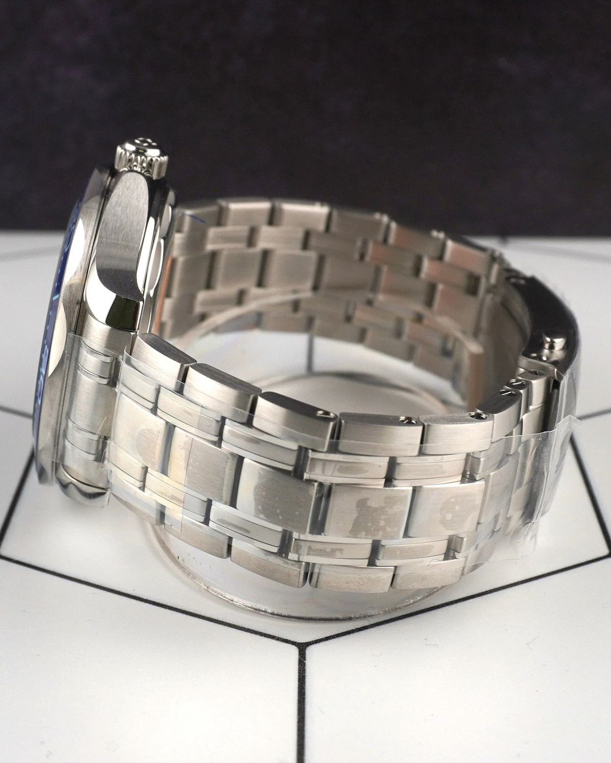 Omega 210.30.42.20.03.003