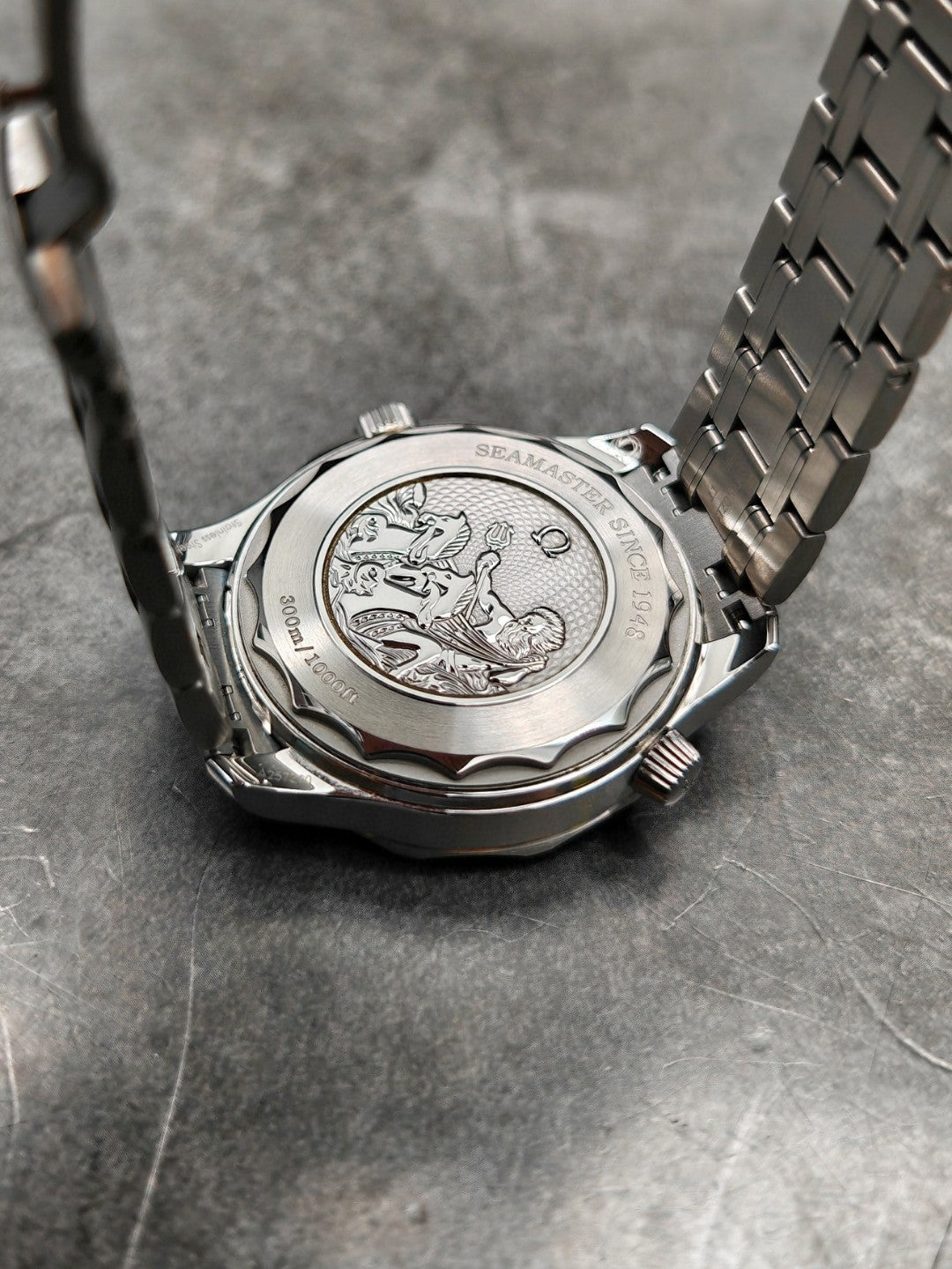 Omega 210.30.42.20.03.003