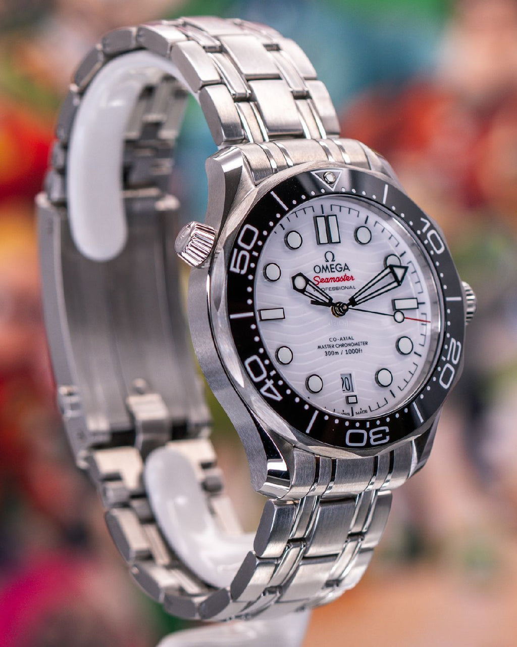 Omega 210.30.42.20.04.001