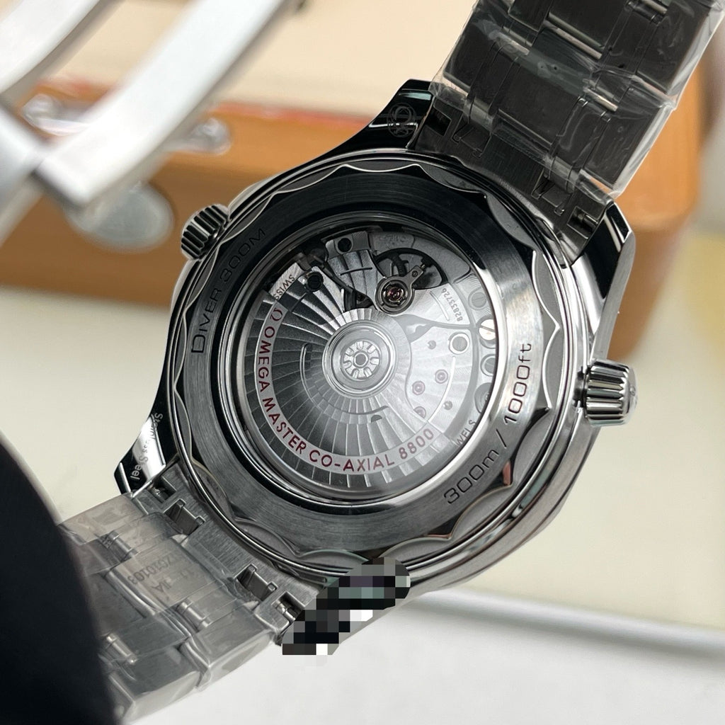 Omega 210.30.42.20.04.001