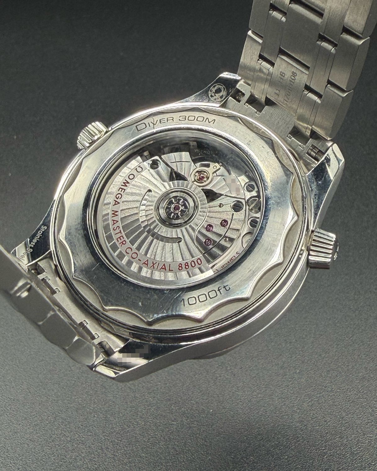 Omega 210.30.42.20.06.001