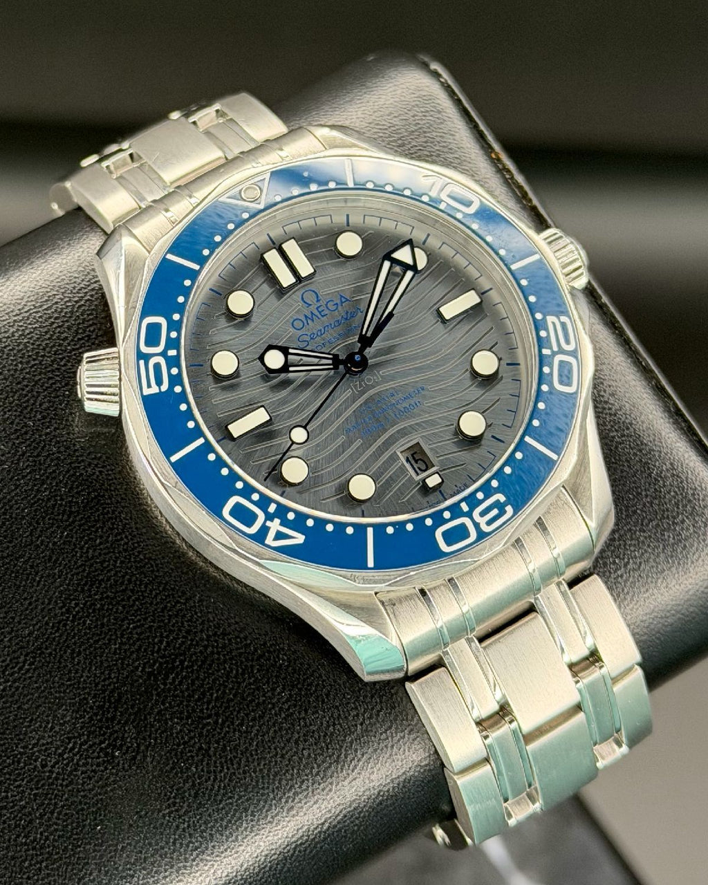 Omega 210.30.42.20.06.001