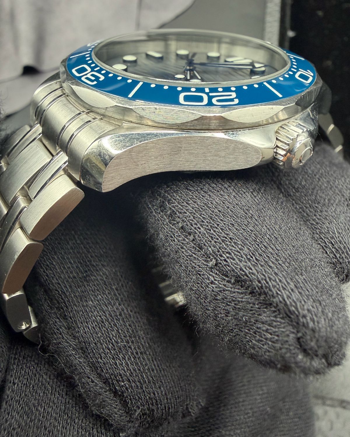 Omega 210.30.42.20.06.001
