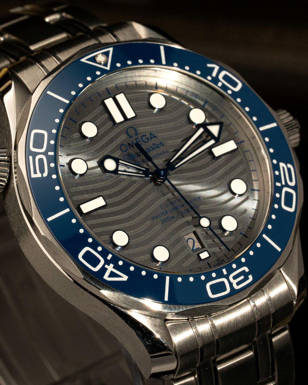 Omega 210.30.42.20.06.001