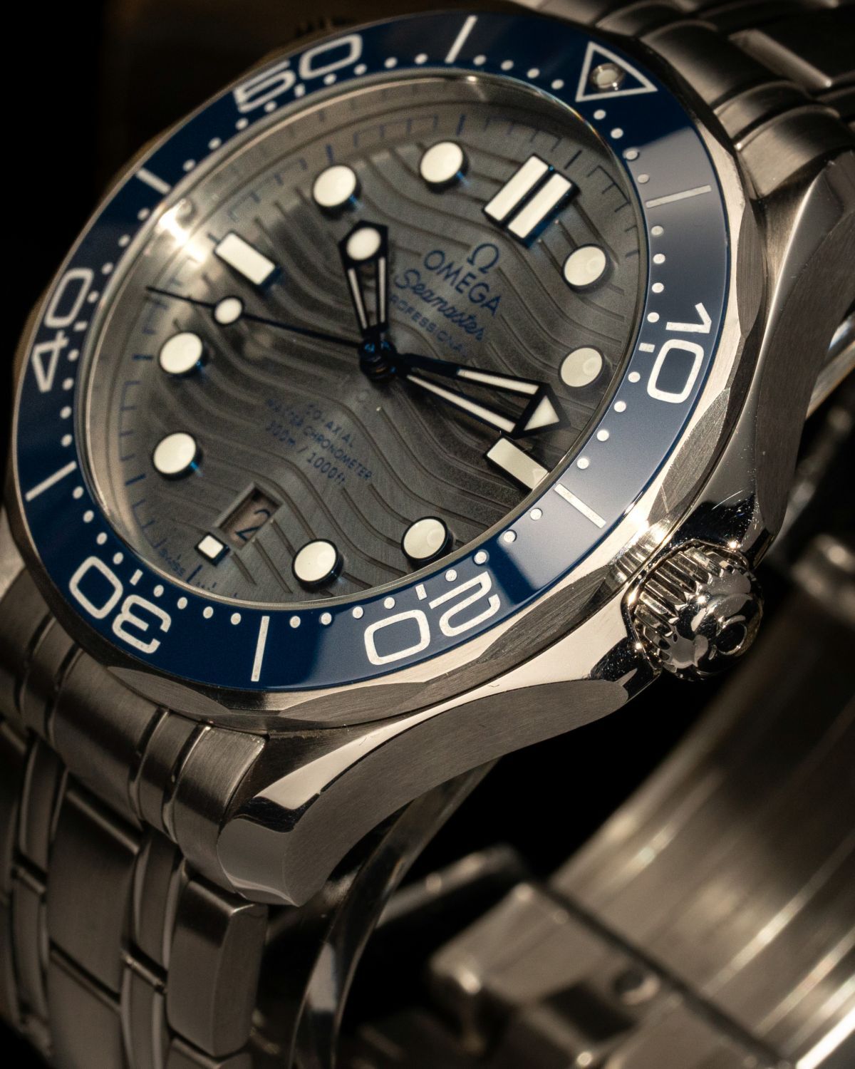 Omega 210.30.42.20.06.001