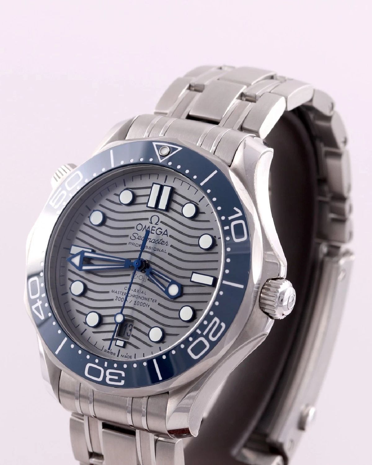 Omega 210.30.42.20.06.001