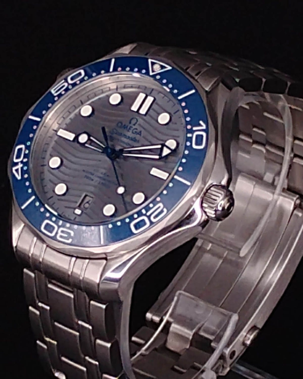 Omega 210.30.42.20.06.001