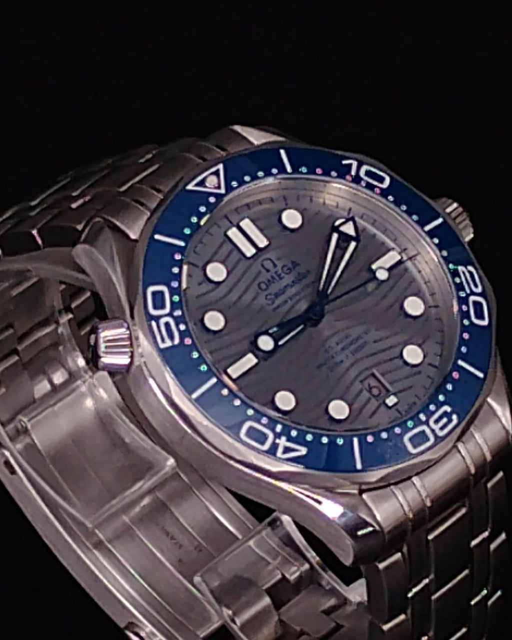 Omega 210.30.42.20.06.001