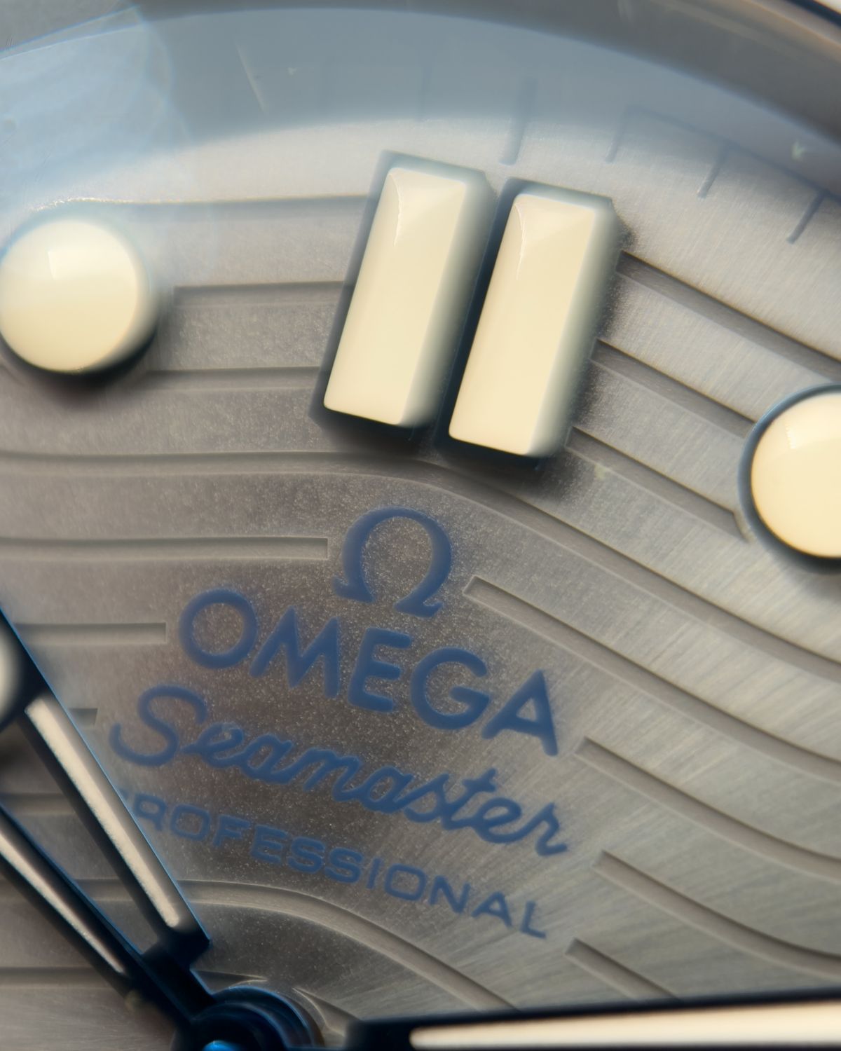 Omega 210.30.42.20.06.001