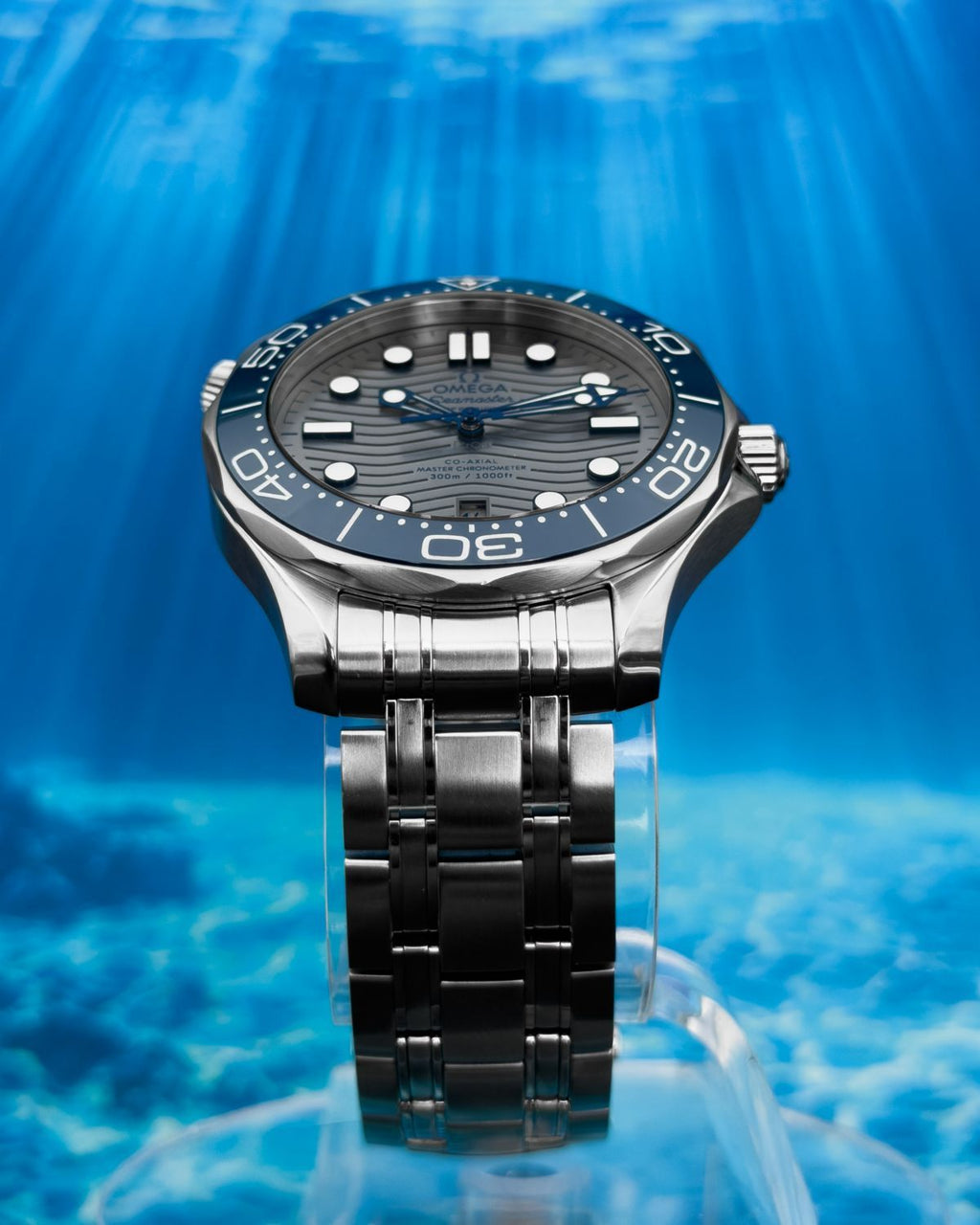 Omega 210.30.42.20.06.001