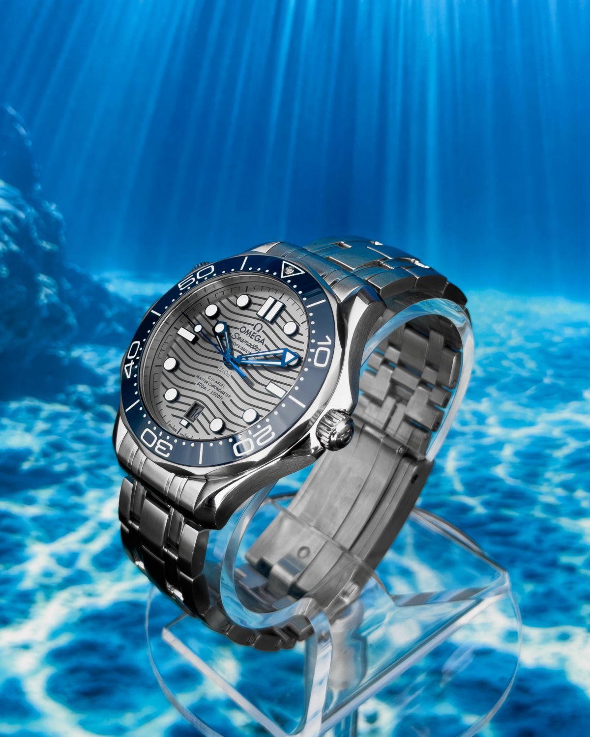 Omega 210.30.42.20.06.001