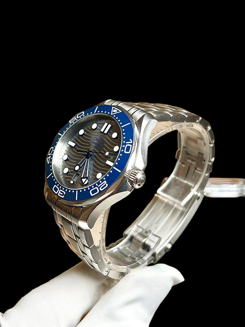 Omega 210.30.42.20.06.001