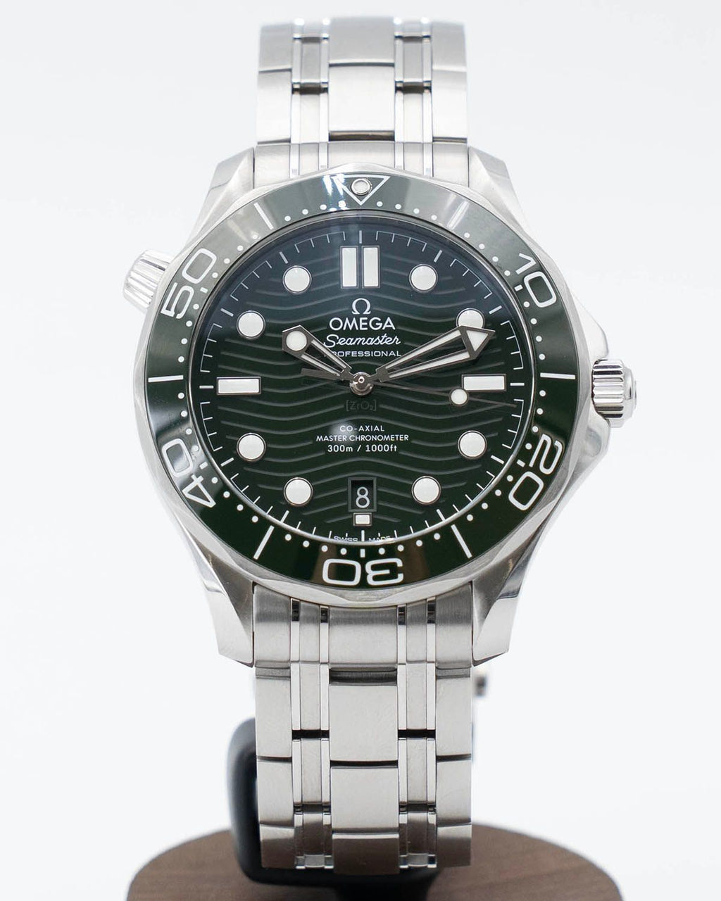 Omega 210.30.42.20.10.001