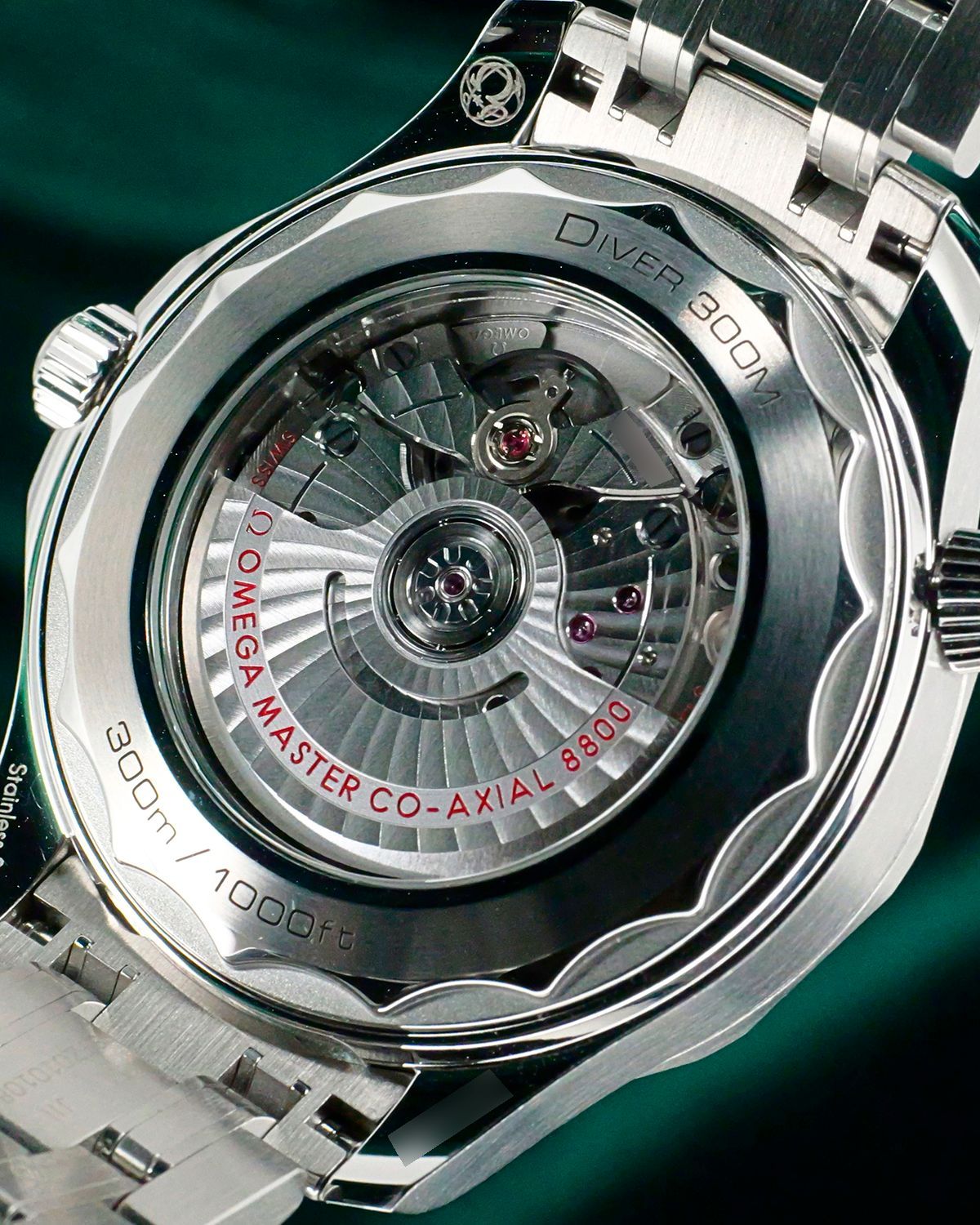 Omega 210.30.42.20.10.001
