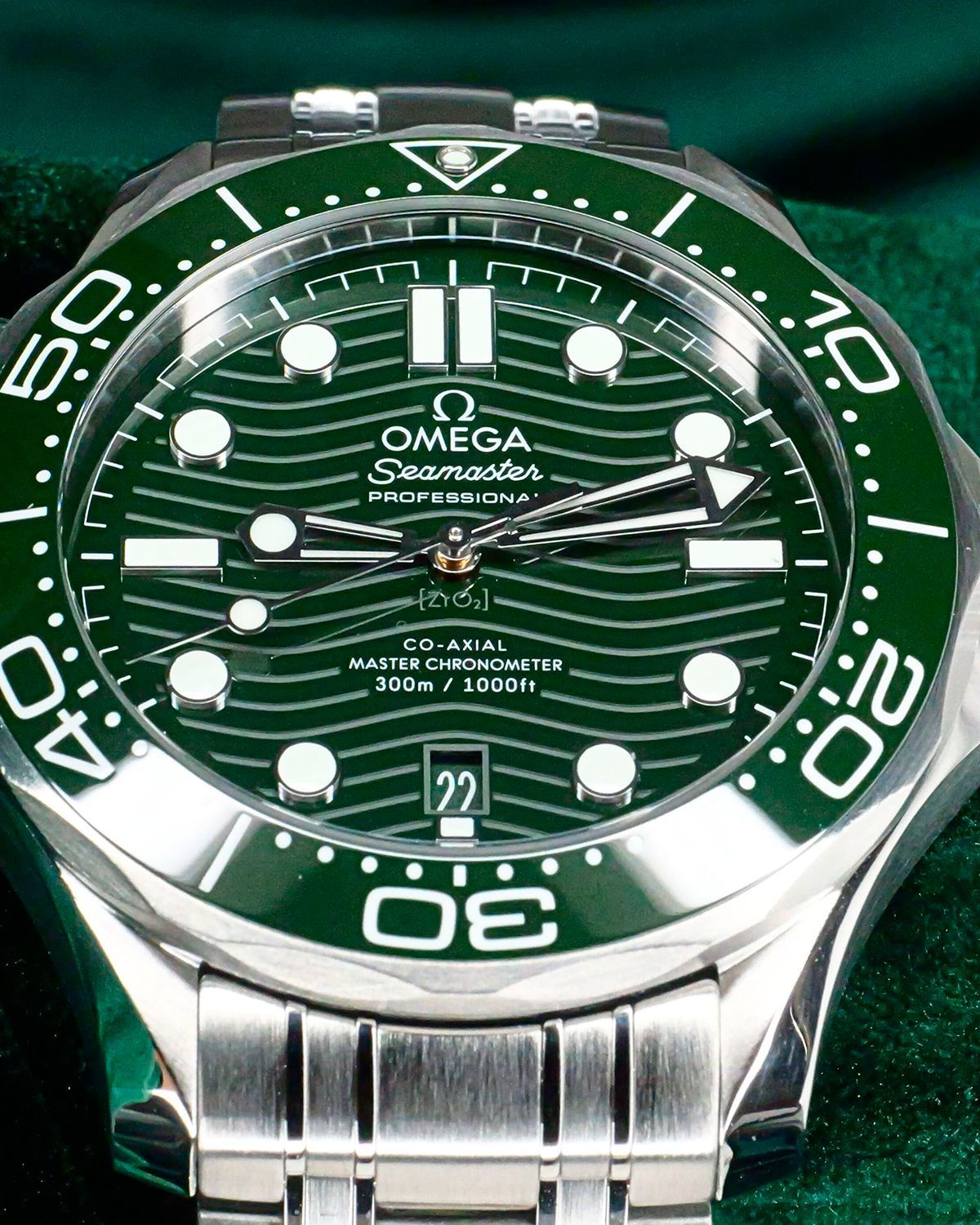 Omega 210.30.42.20.10.001
