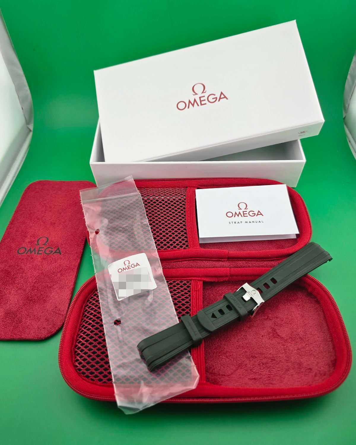 Omega 210.30.42.20.10.001