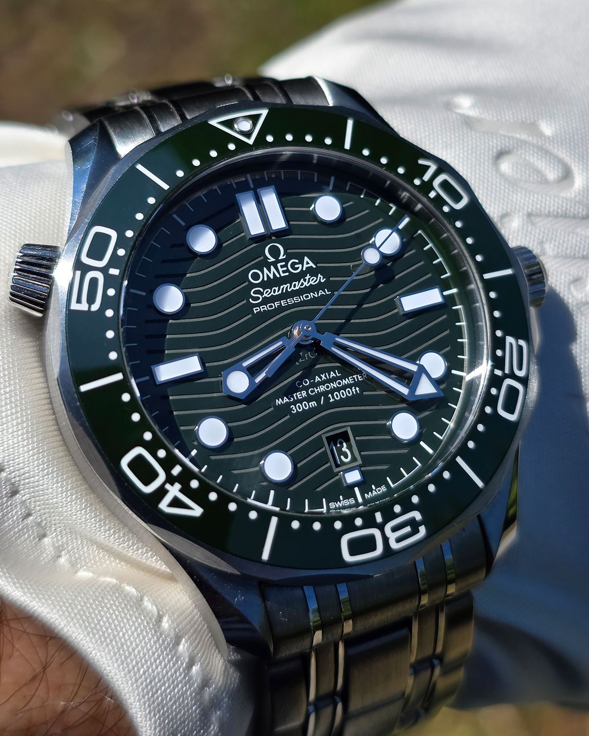 Omega 210.30.42.20.10.001