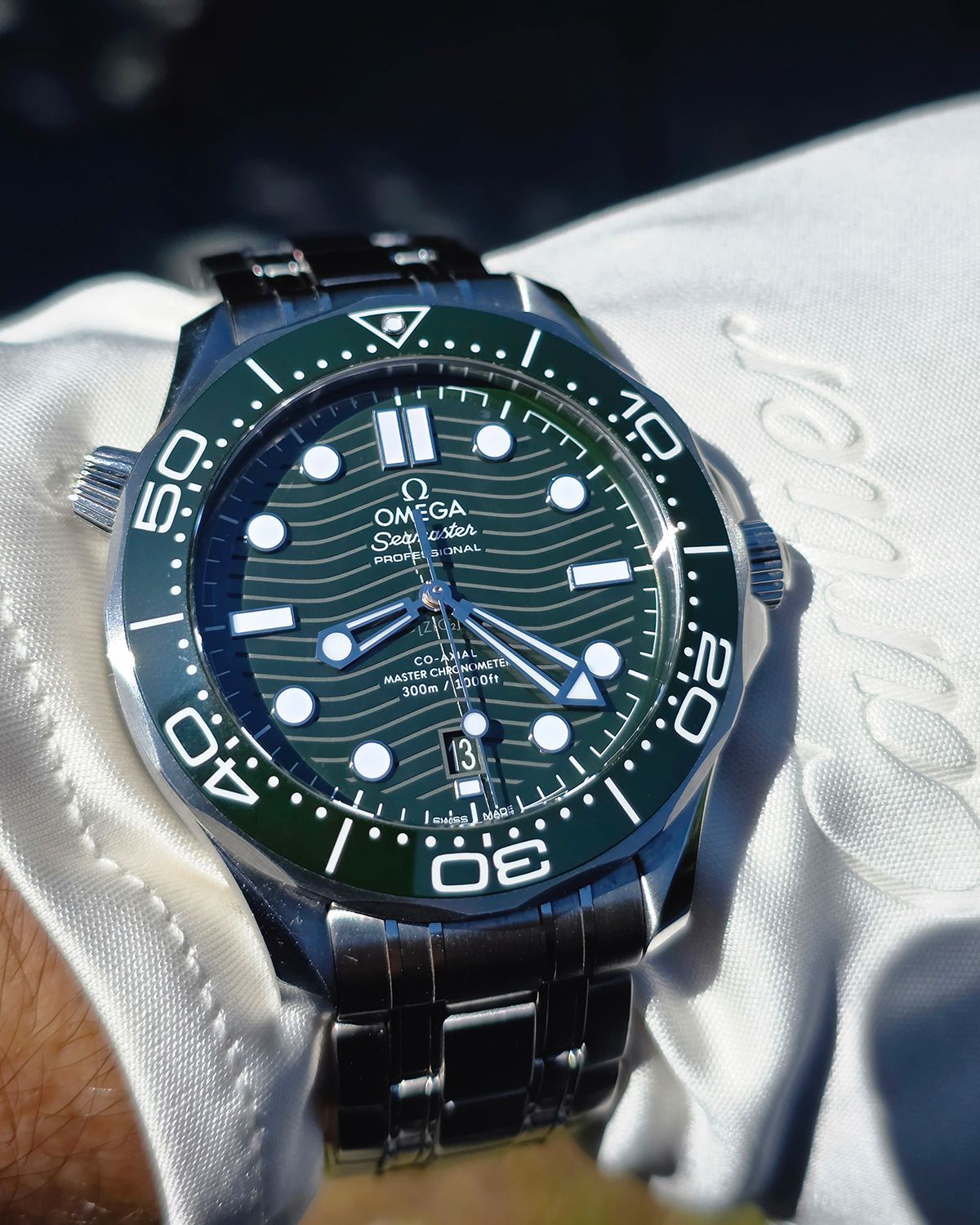 Omega 210.30.42.20.10.001