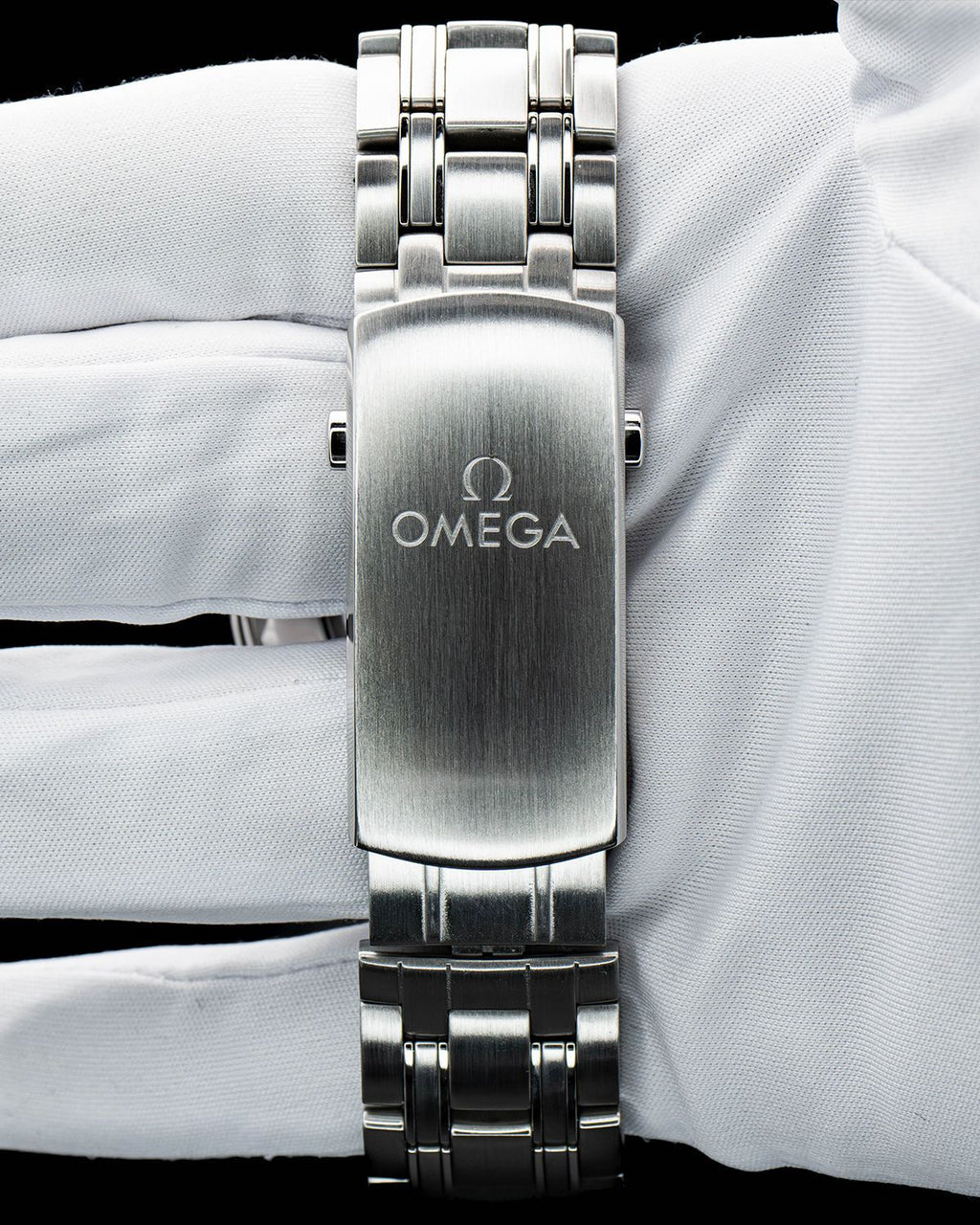 Omega 210.30.42.20.10.001