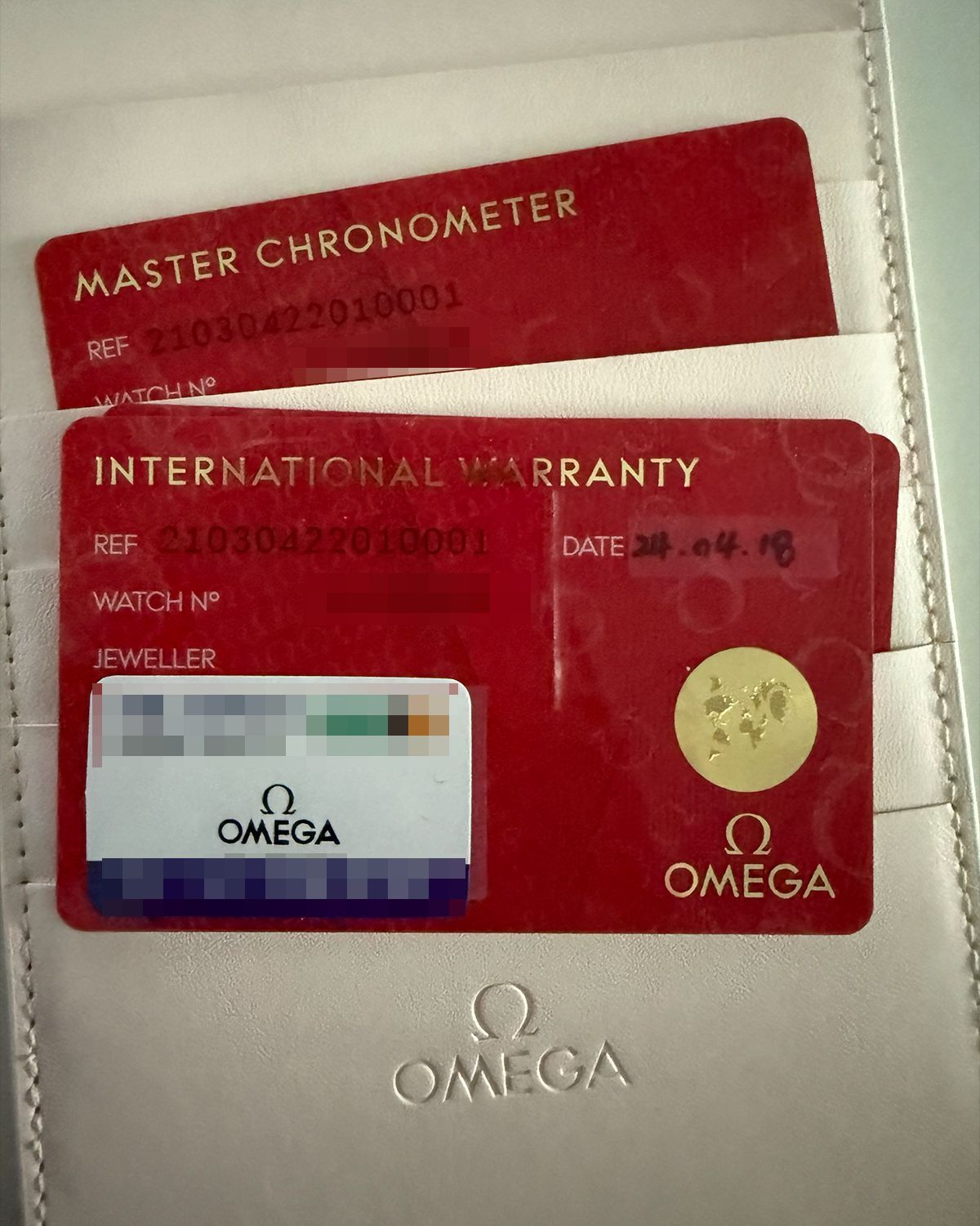 Omega 210.30.42.20.10.001