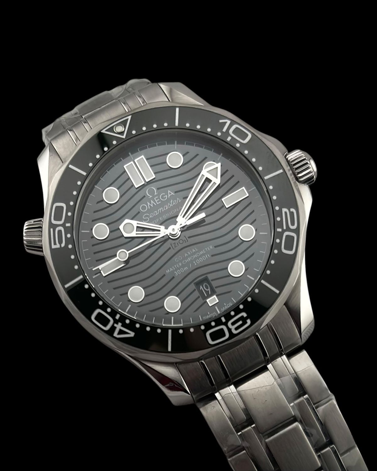Omega 210.30.42.20.10.001