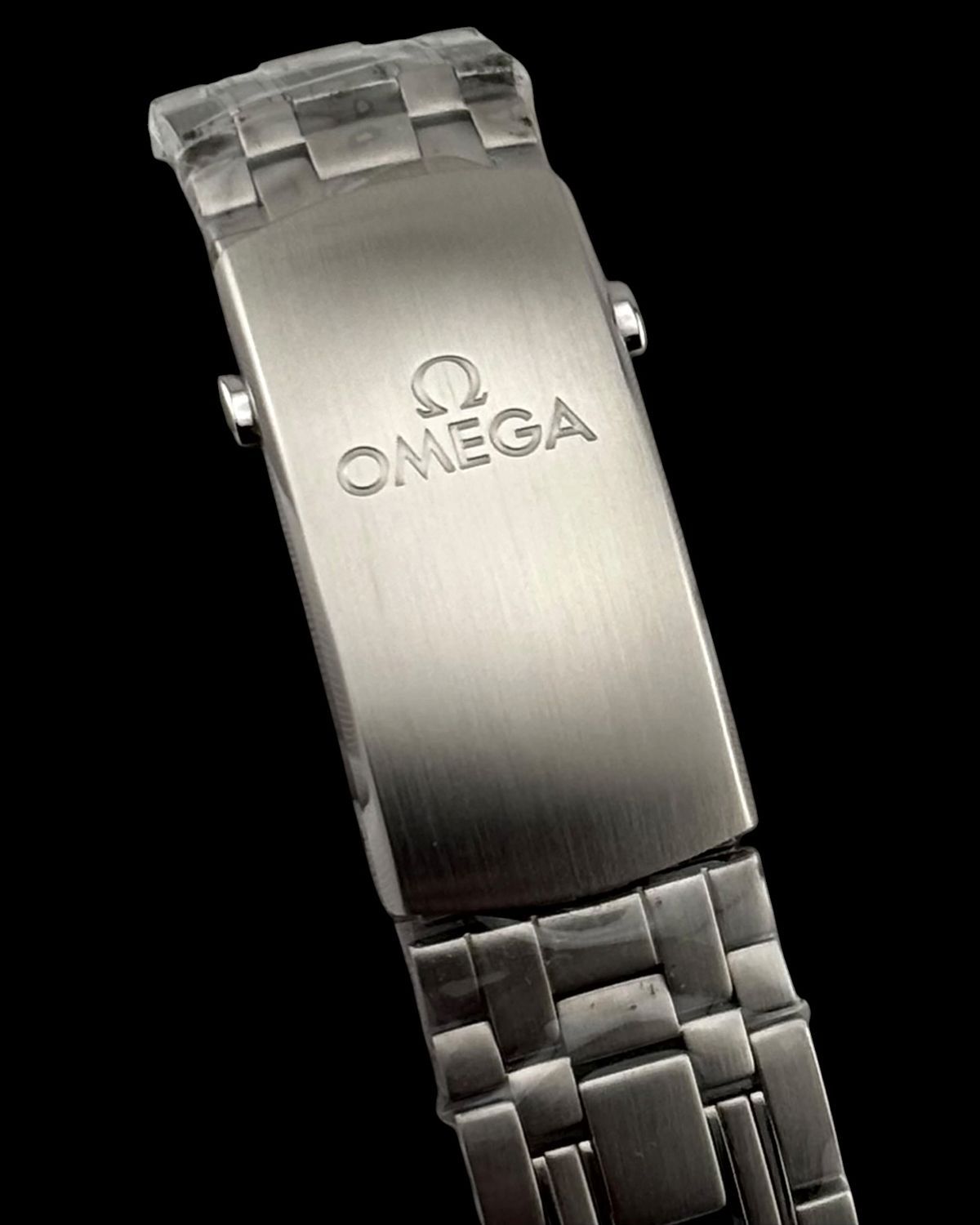 Omega 210.30.42.20.10.001