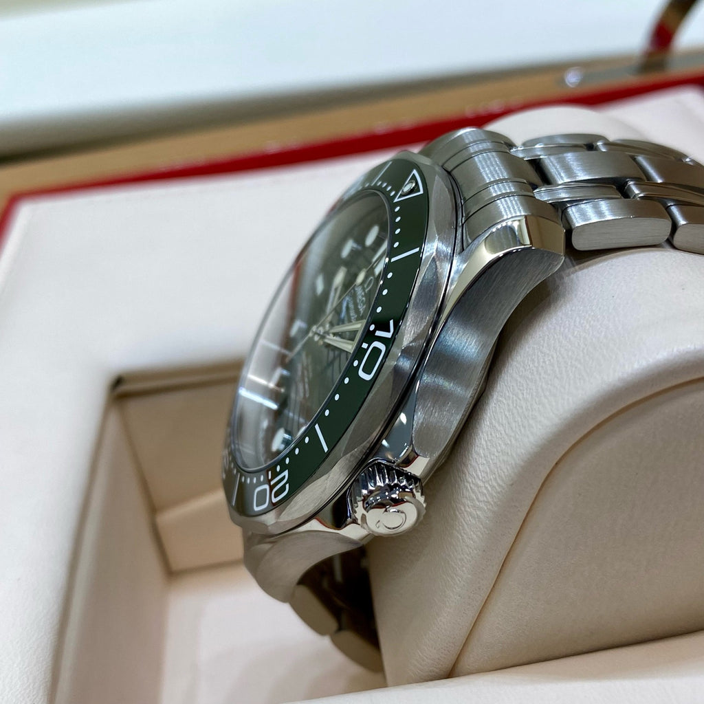 Omega 210.30.42.20.10.001